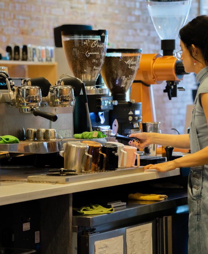 Lemma Coffee barista making a coffee