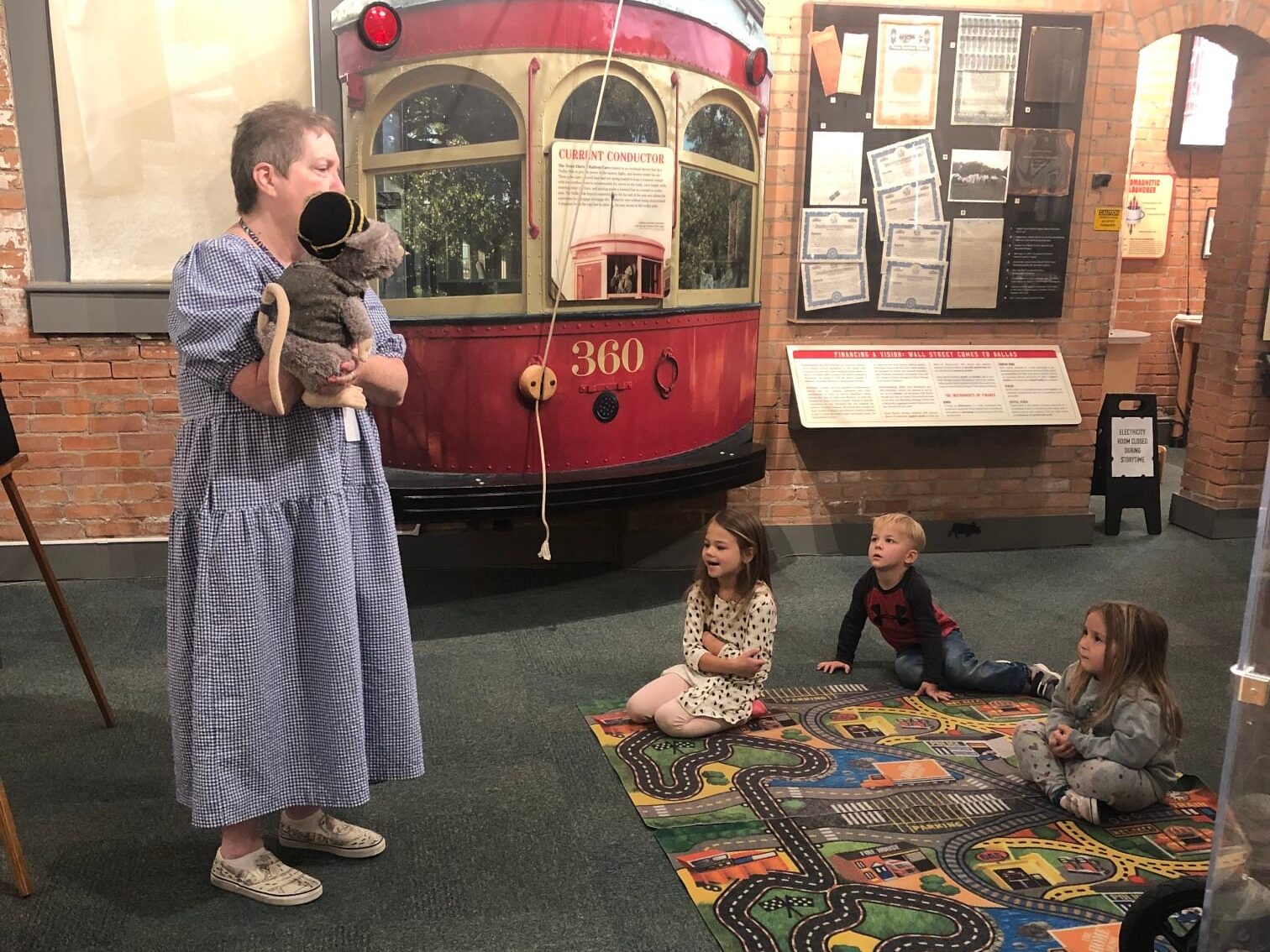 Story Time at Interurban Railway Museum